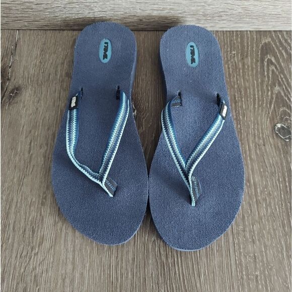 Teva Navy Sandal Size 8 - Picture 3 of 8